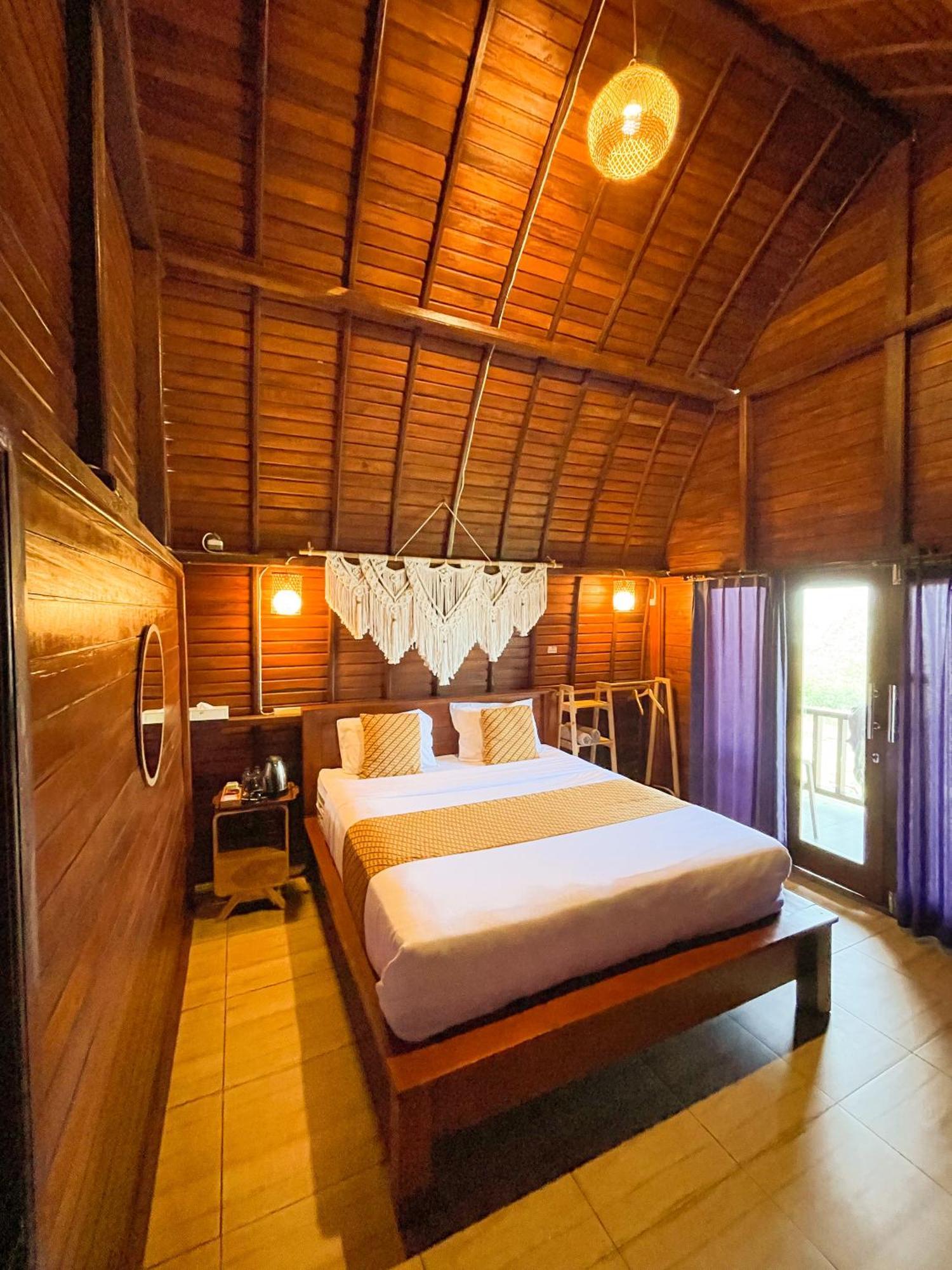 Baturaja  Pinggan Caldera Bed & Breakfast エクステリア 写真