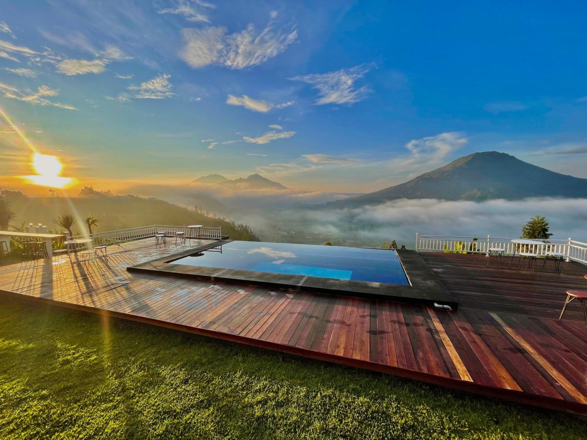 Baturaja  Pinggan Caldera Bed & Breakfast エクステリア 写真